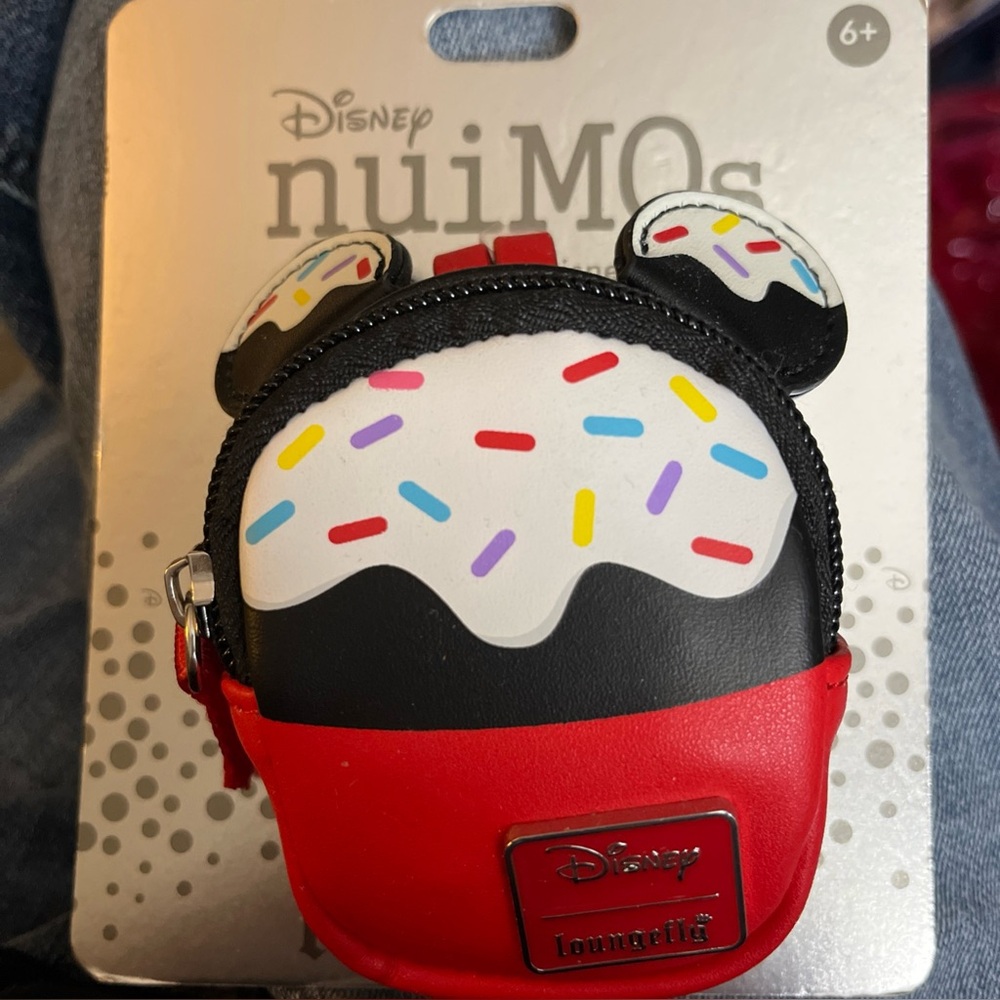 Disney 3 Inch Mini Loungefly Nuimos Mickey Mouse Sprinkles Cupcake-New SmokeFree